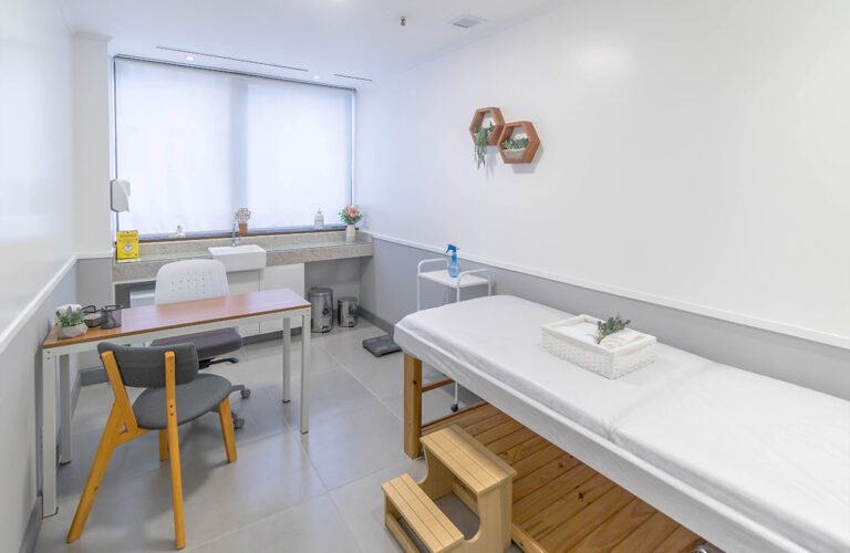 Andressa Moria Estética Cantro RJ